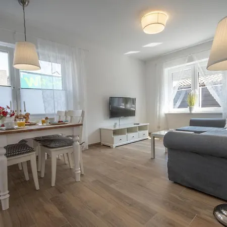 Cuxhavener Strasse 5/2 Appartement