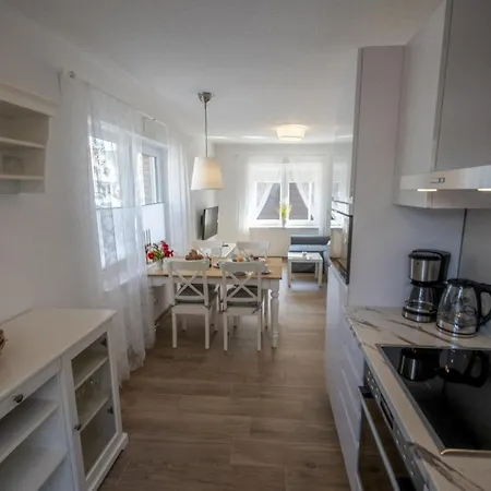 Appartement Cuxhavener Strasse 5/2