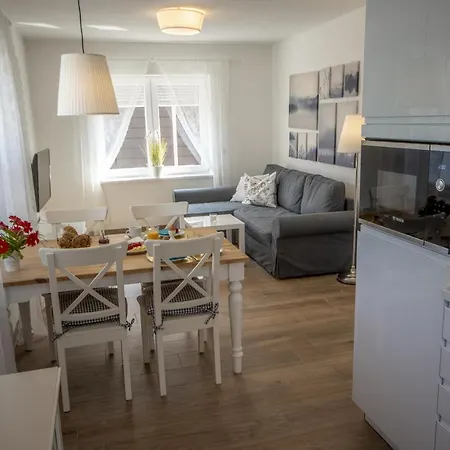 Appartement Cuxhavener Strasse 5/2 *